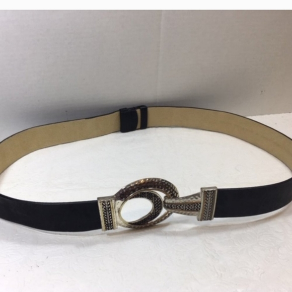 Chico's Black Genuine Leather Adjustable Belt Size small - Picture 4 of 12